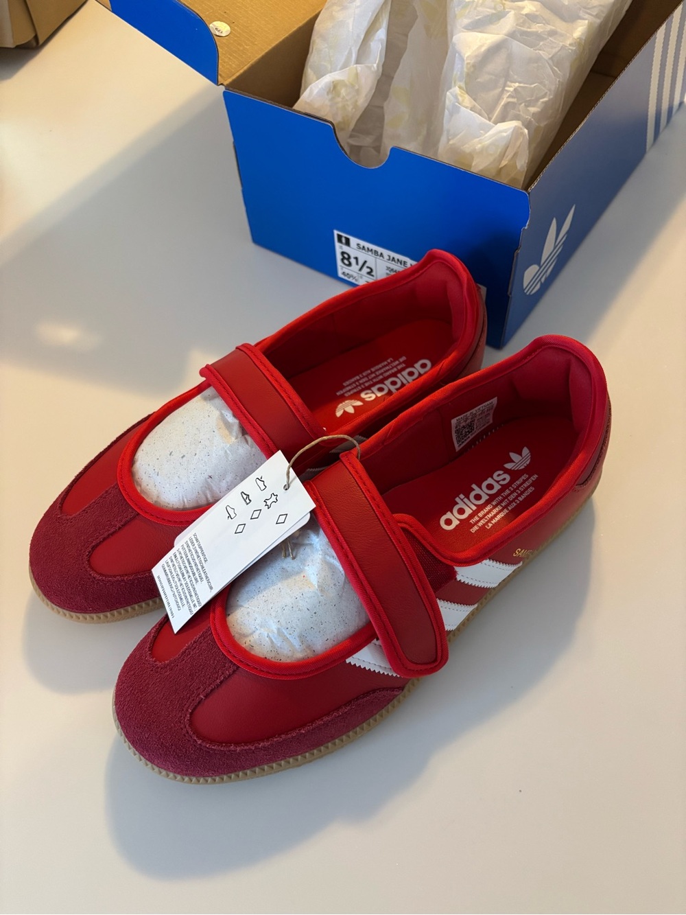 Adidas women’s Samba Mary Janes Red size 8.5 with white stripes NIB w tags - Picture 3 of 6